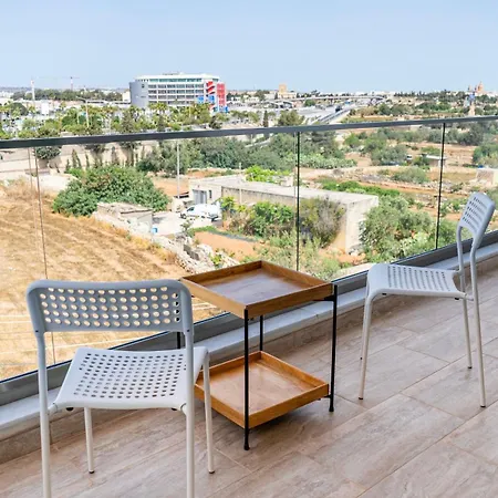 3 Bedroom In * Gudja