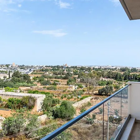 3 Bedroom In Apartment *