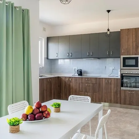 3 Bedroom In Gudja