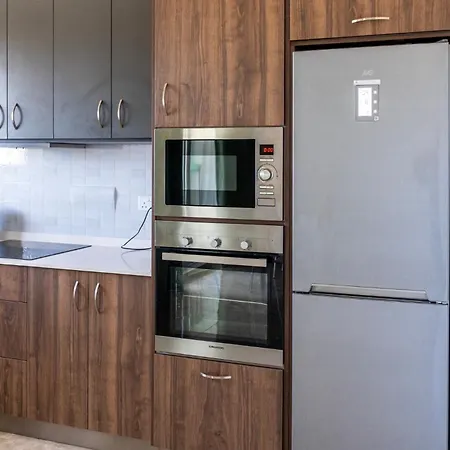 3 Bedroom In Apartament *