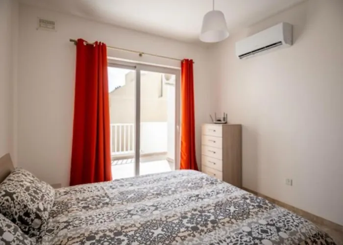 3 Bedroom In * Gudja